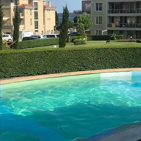 Appartement голям в затворен комплекс *